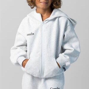 NIB Comfrt Kids Zip-Up Hoodie in Storm Sz Medium   Gorgeous!